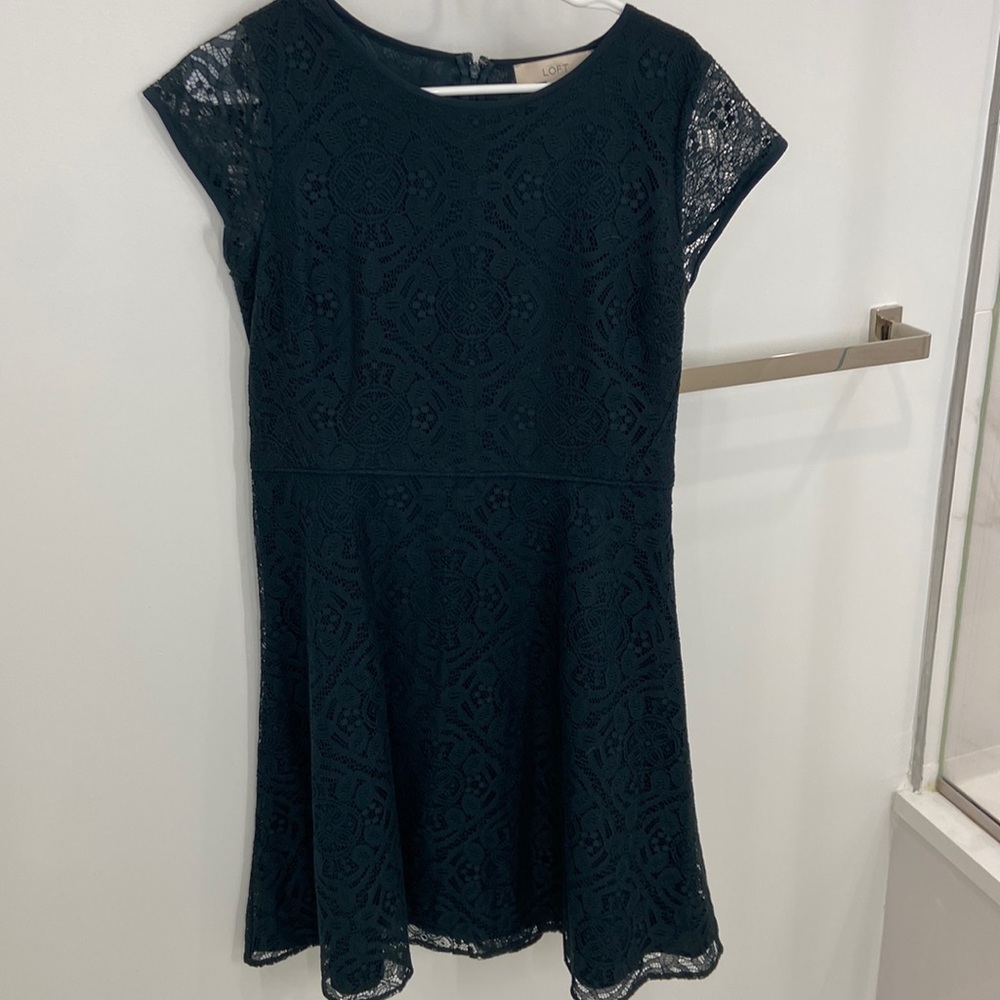 Loft size 6 forest green dress